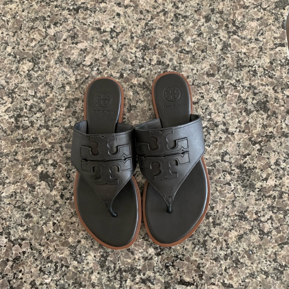 5.5 Tory Burch Sandals
